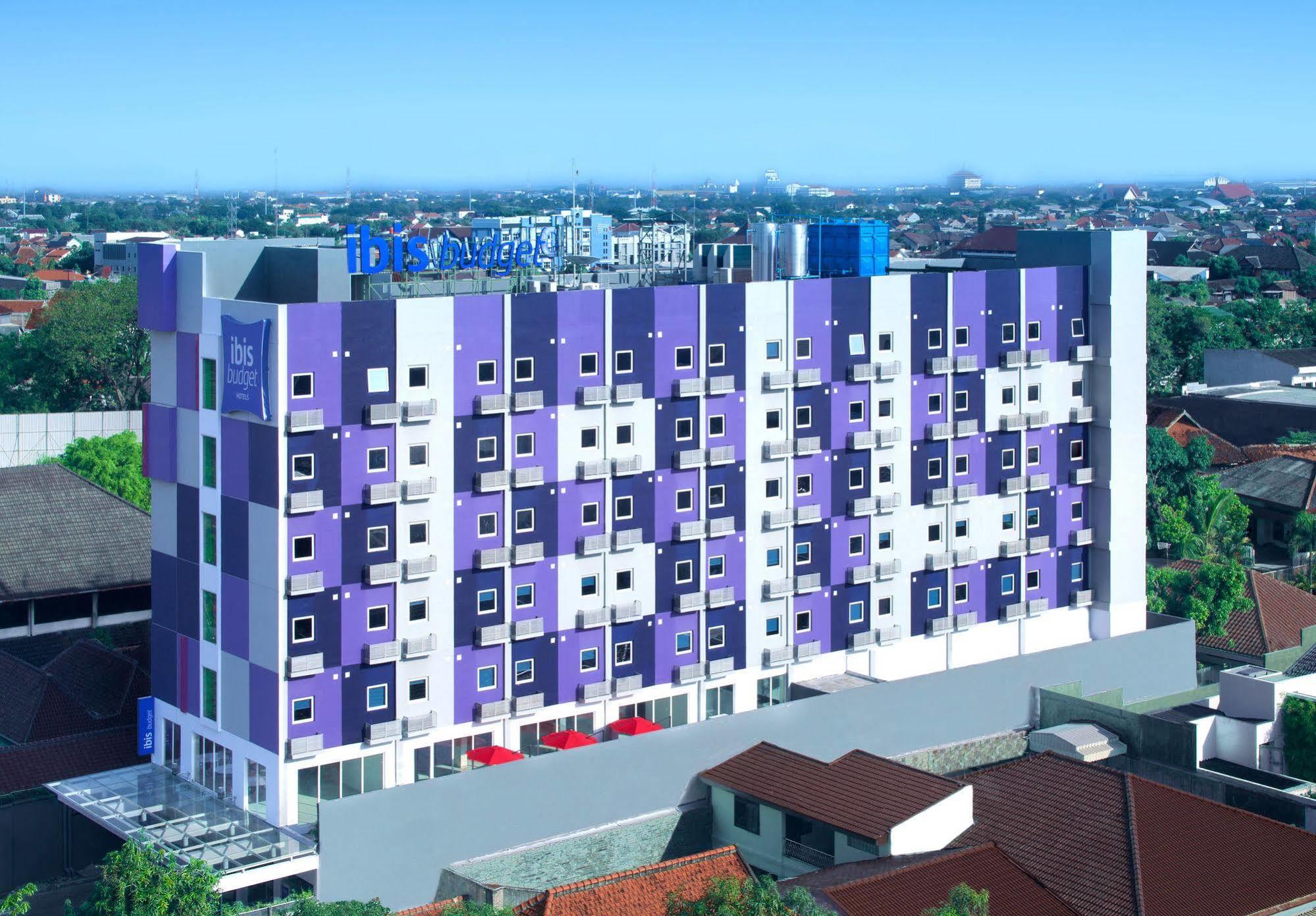Ibis Budget Semarang Tendean מראה חיצוני תמונה